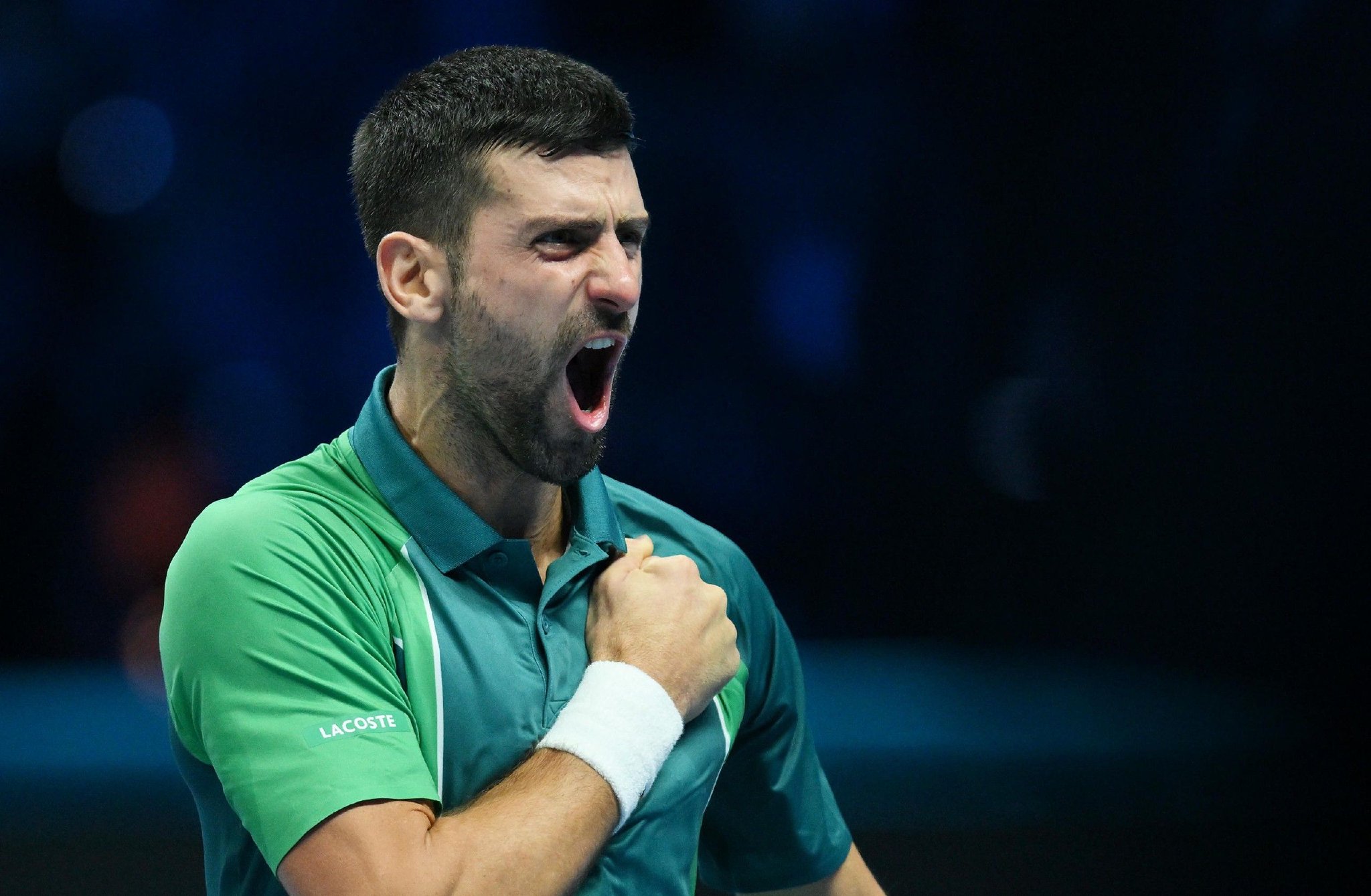 西班牙网球队逆转美国网球队，德约科维奇完成帽子戏法的简单介绍