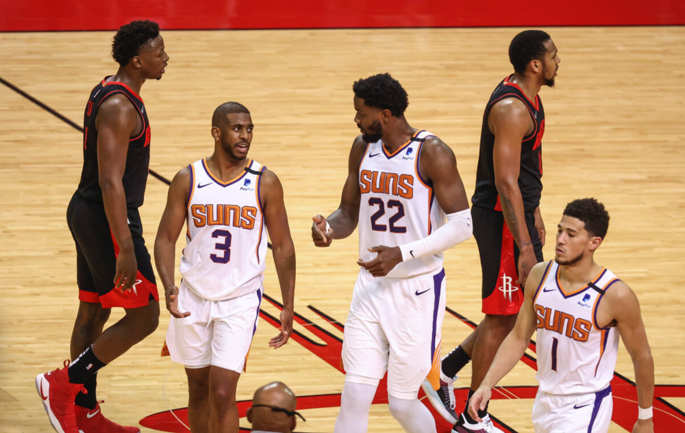 篮网碾压勇士，乔治·希尔一己之力扛起全队的简单介绍