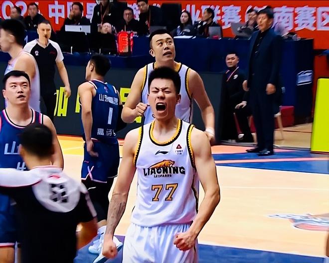 辽宁男篮主场大战山东男篮是一场值得观看的比赛的简单介绍