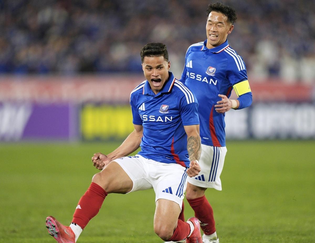 包含小组赛正酣：申花不敌亚泰，遗憾失利的词条