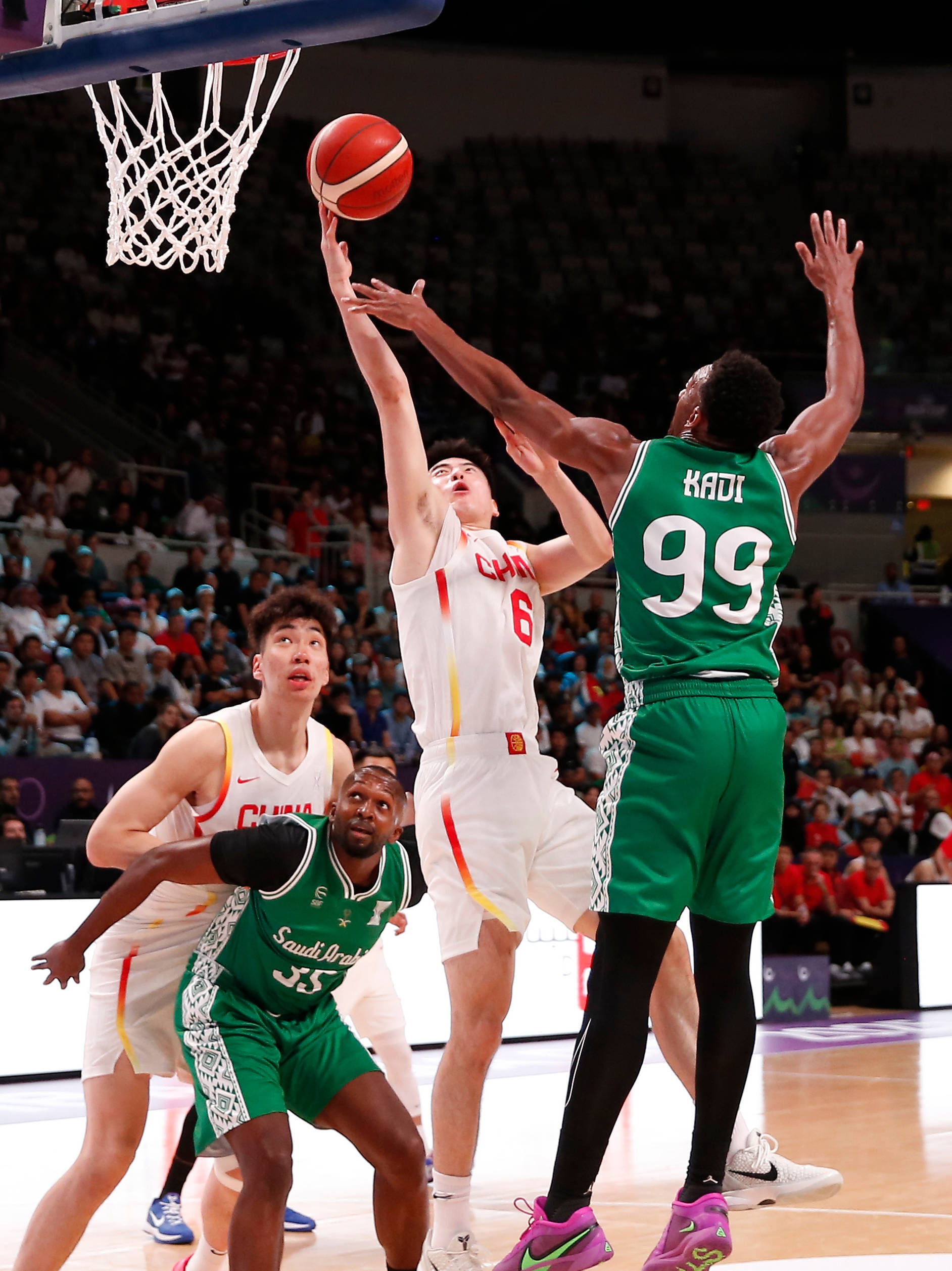 九游体育直播-亚洲球队在国际篮球赛中取得胜利