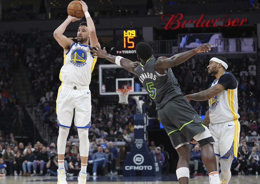 九游娱乐入口-关于开拓者主场横扫勇士，壮丽胜利的信息