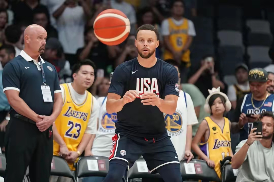 关于澳大利亚球星进军欧洲篮球赛场上风云变幻的信息 关于澳大利亚球星进军欧洲篮球赛场上风云变幻的信息