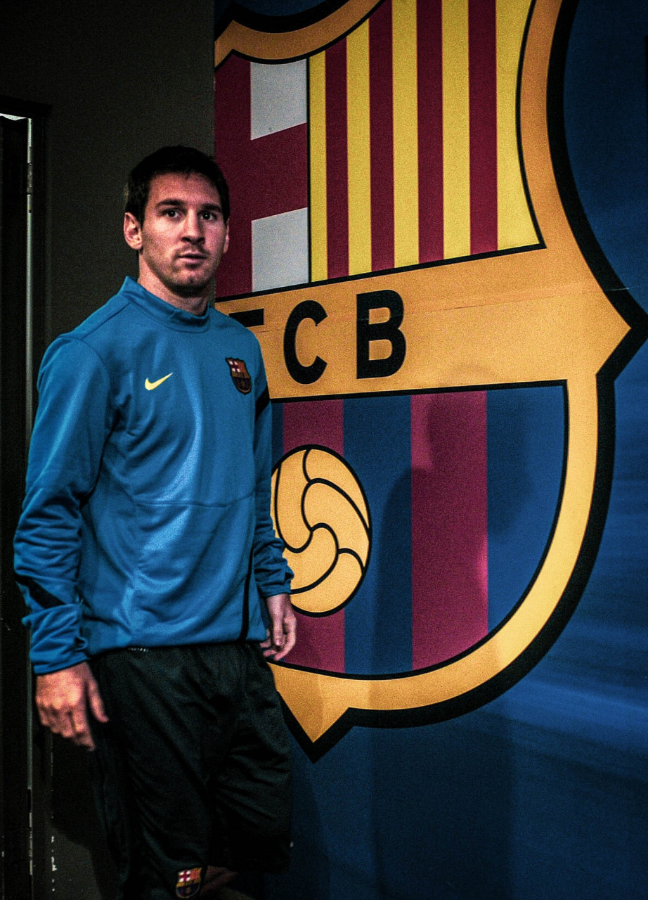 九游娱乐入口-梅西效力巴塞罗那十载，披荆斩棘再战巨头