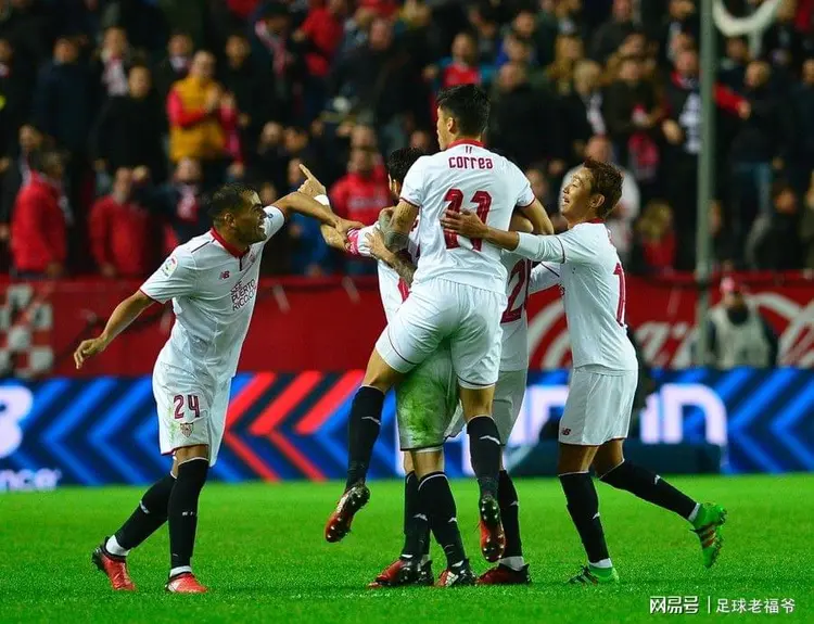 关于塞维利亚客场大捷，取得关键三分的信息