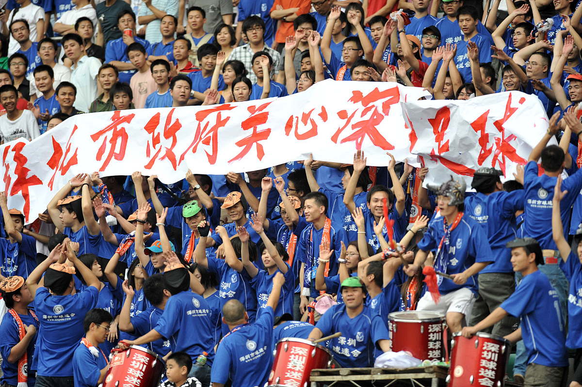 澳洲球队在赛场上捷足先登，赢得掌声