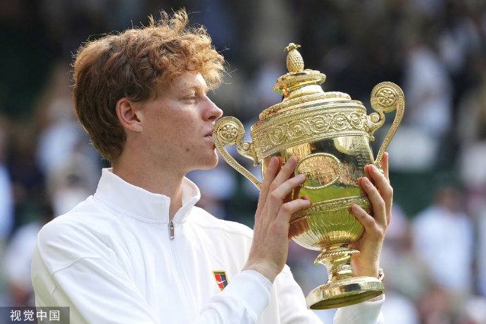 九游中国-戴维斯杯险胜年终总决赛，辛纳统治全场的简单介绍